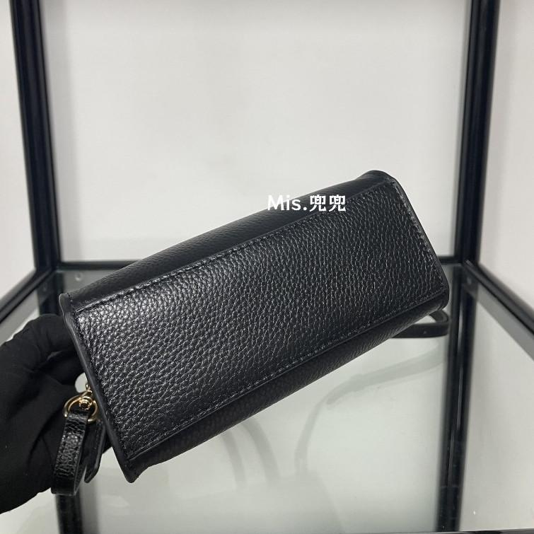 保固 現貨 COACH 蔻馳包包 Mis.兜兜 女生紙袋包 mini Tote托特包 經典老花c紋 單肩斜挎包 手提包-細節圖8