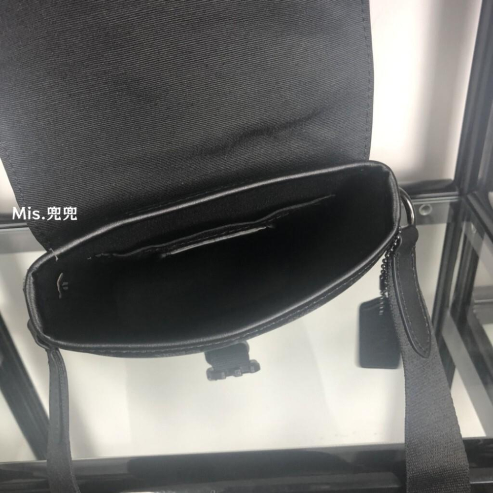 保固 現貨 COACH 蔻馳包包 Mis.兜兜 經典標誌c紋拼皮翻蓋 男生薯條包 單肩斜挎包 水桶包-細節圖6