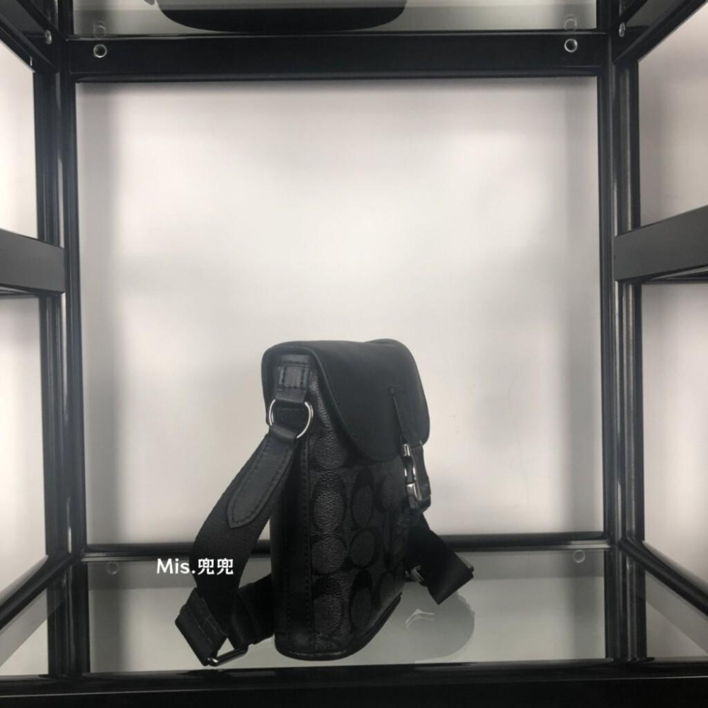 保固 現貨 COACH 蔻馳包包 Mis.兜兜 經典標誌c紋拼皮翻蓋 男生薯條包 單肩斜挎包 水桶包-細節圖7