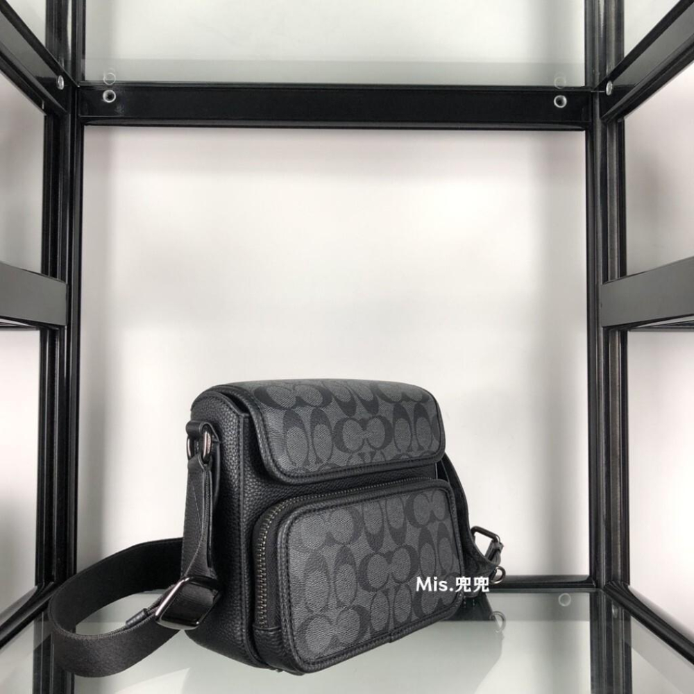 保固 現貨 COACH 蔻馳包包 Mis.兜兜 經典男生郵差包 翻蓋開合 多功能斜挎包 單肩包 郵差包 男生包包 時尚-細節圖4