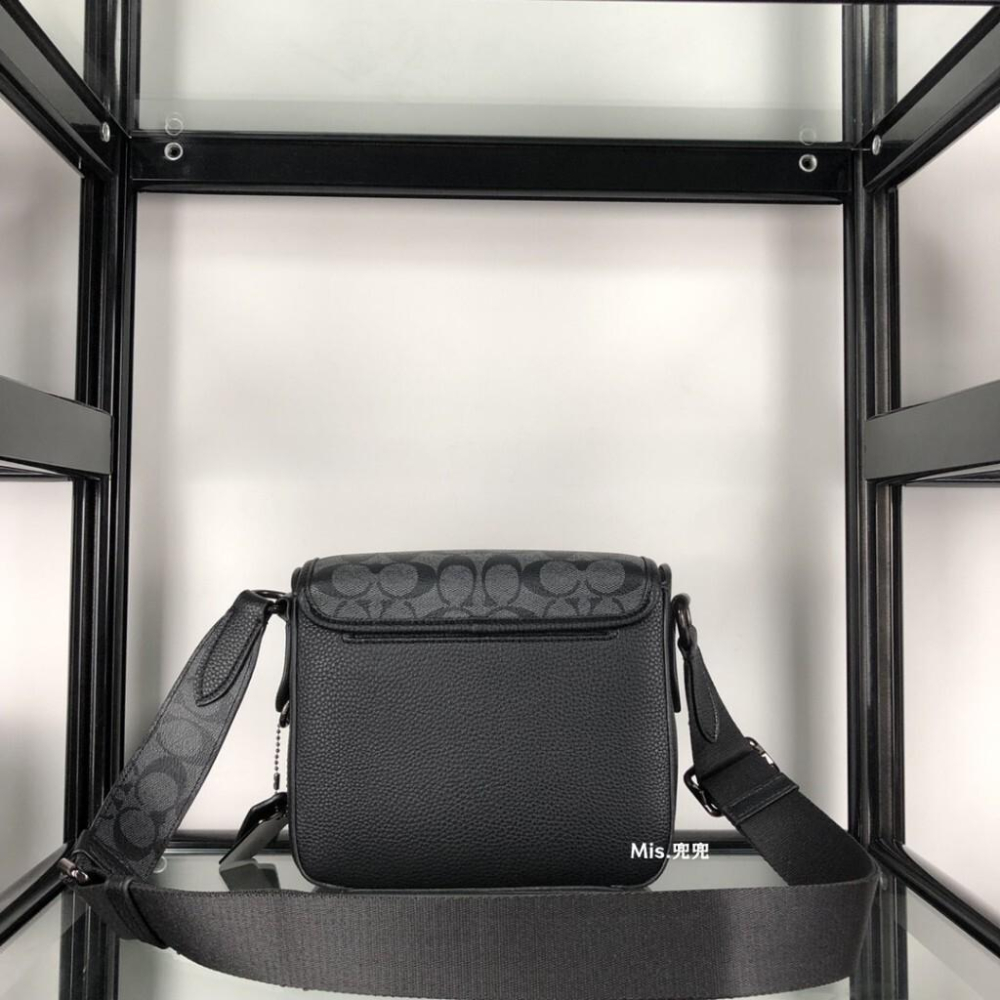 保固 現貨 COACH 蔻馳包包 Mis.兜兜 經典男生郵差包 翻蓋開合 多功能斜挎包 單肩包 郵差包 男生包包 時尚-細節圖7