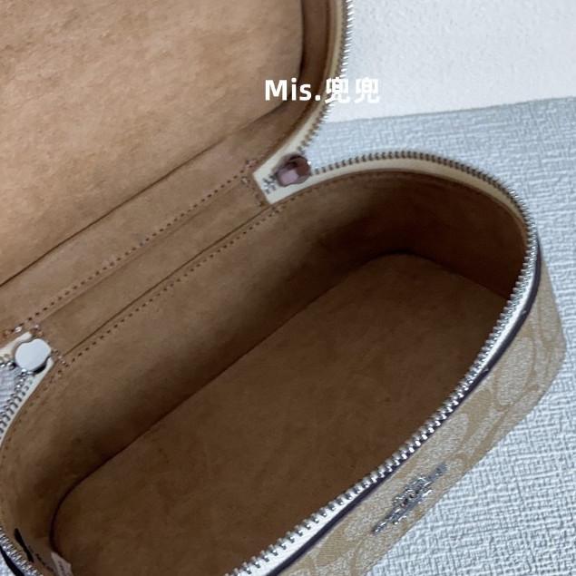 保固 現貨 COACH 蔻馳包包 Mis.兜兜 新款女生化妝包 單肩斜挎包 盒子包 手提包 女生包包-細節圖7