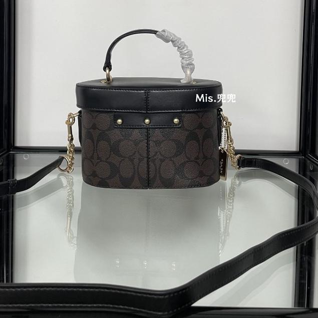 保固 現貨 COACH 蔻馳包包 Mis.兜兜 經典化妝包 盒子包 單肩斜挎包 鏈條肩帶包 側背包 時尚女包-細節圖4