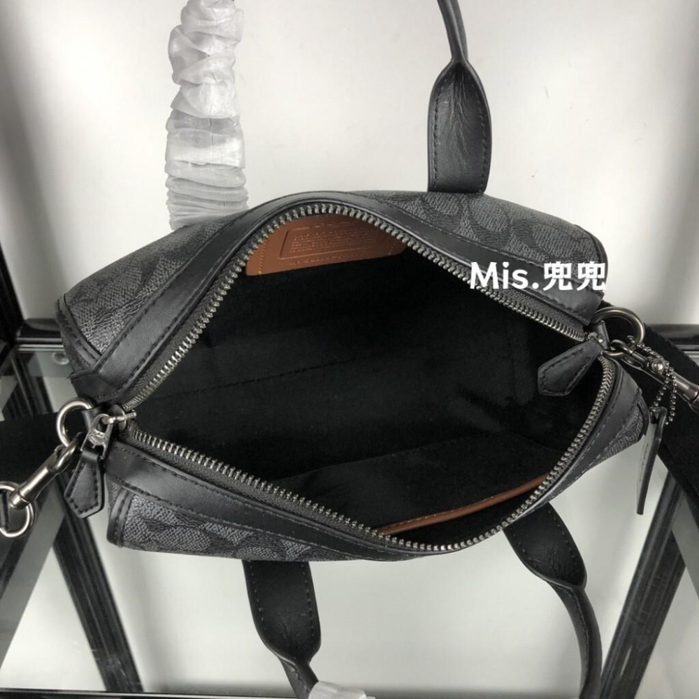 保固 現貨 COACH 蔻馳包包 Mis.兜兜 經典男生枕頭包 行李包 單肩斜挎包 側背包 男生包包 時尚百搭-細節圖8