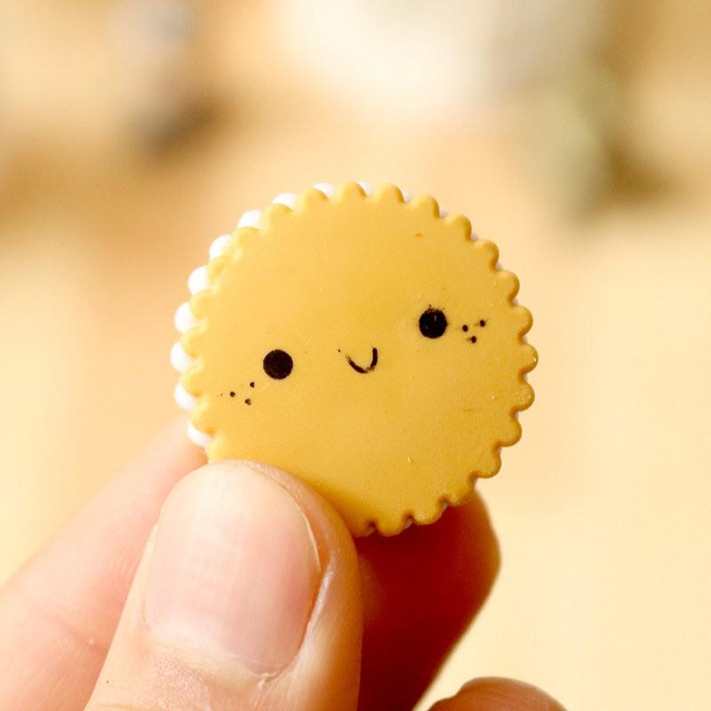 【夜市王】盒裝牛奶餅乾橡皮1盒 39元-細節圖3