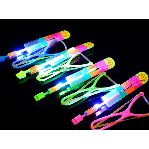 【夜市王】發光口哨飛箭 彈弓大號飛劍 飛天仙子 發光口哨飛箭 12元-細節圖3