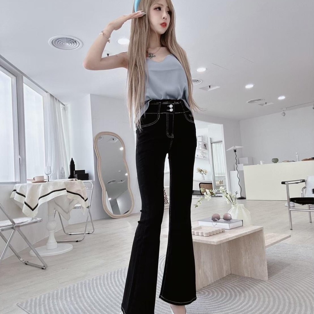 【S.T SHOP現貨】6365 完美比例俐落抓鬚車線微喇叭長褲-細節圖10