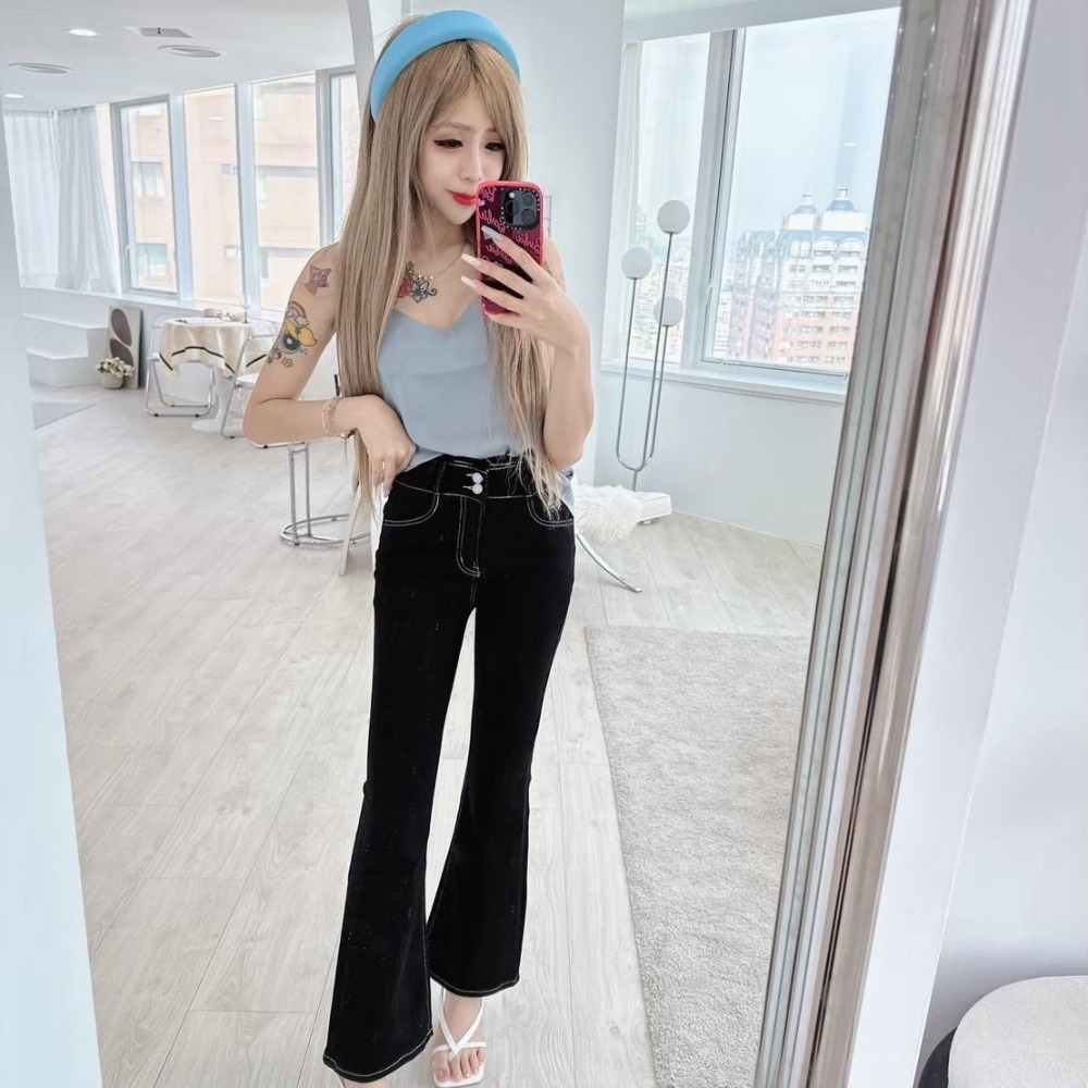 【S.T SHOP現貨】6365 完美比例俐落抓鬚車線微喇叭長褲-細節圖11