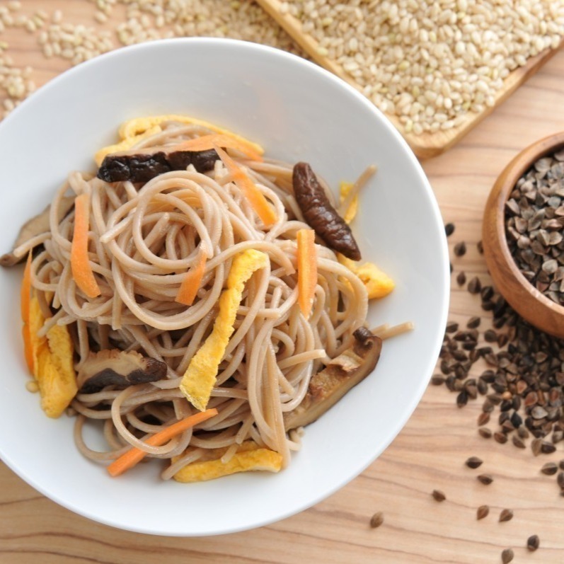 海莉家【源順】無麩質有機糙米麵條 (蕎麥/薑黃/羽衣甘藍) 玉米麵條 麵條 糙米麵條 米麵條-細節圖4