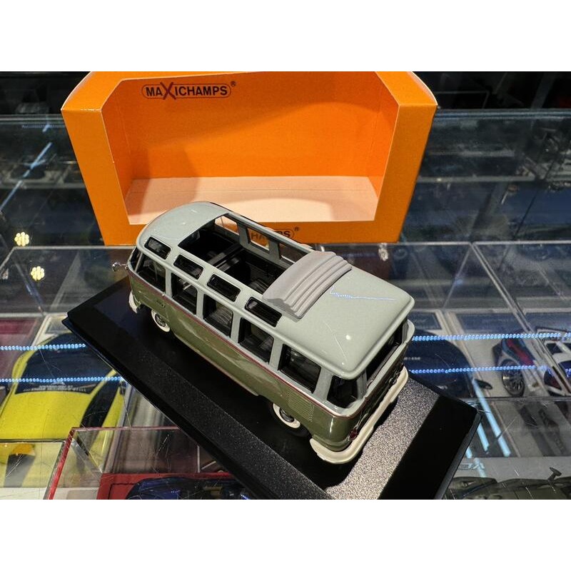 吉華@ 1/43 MINICHAMPS VOLKSWAGEN T1 SAMBA BUS 1961 GREY/GREEN-細節圖7