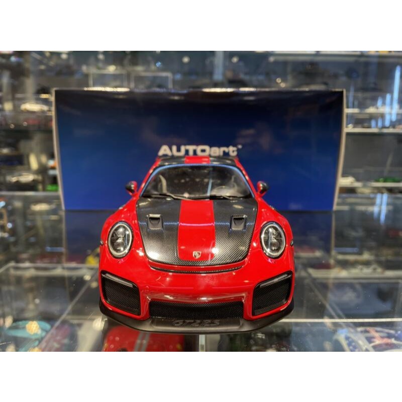 吉華@ 1/18 AutoArt PORSCHE 911 (991.2) GT2 RS WEISSACH Red-細節圖7