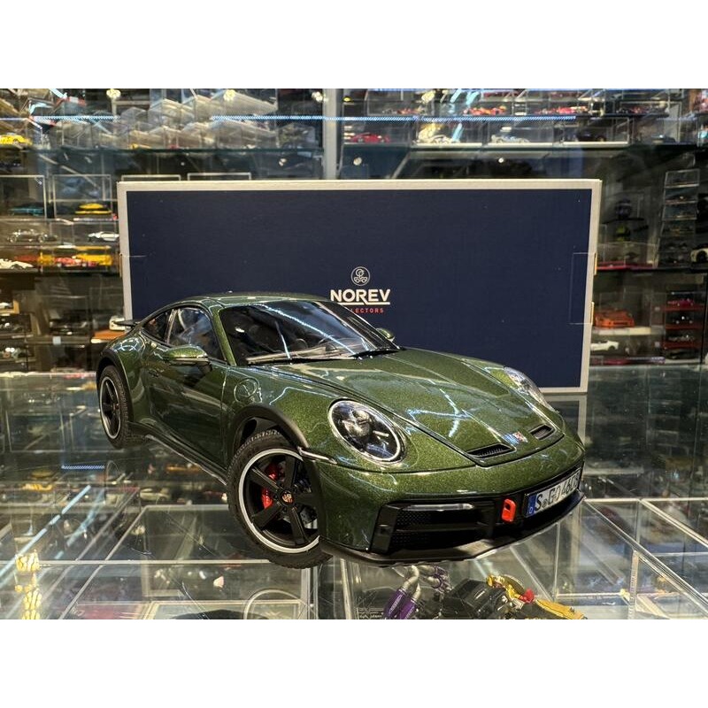 吉華@ 1/18 NOREV Porsche 911 Dakar 2023 Oakgreen Metallic-細節圖4