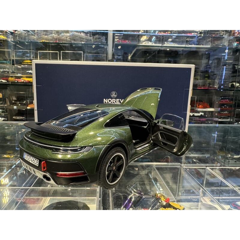 吉華@ 1/18 NOREV Porsche 911 Dakar 2023 Oakgreen Metallic-細節圖6