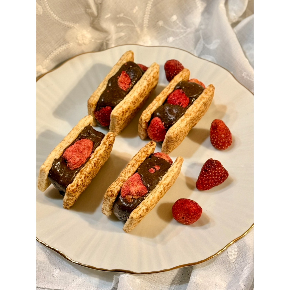 Cha.Q_Q Desserts 草莓伯爵牛軋酥-細節圖4