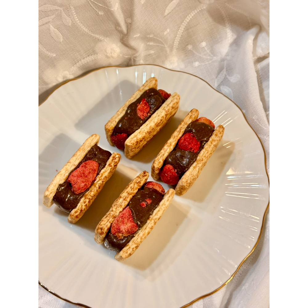 Cha.Q_Q Desserts 草莓伯爵牛軋酥-細節圖7