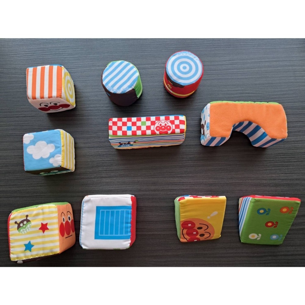 二手 萬代 ANPANMAN 麵包超人 軟積木 嬰幼兒玩具溫柔親切幼兒軟積木 布積木【小小玩具森森的坑】-細節圖4