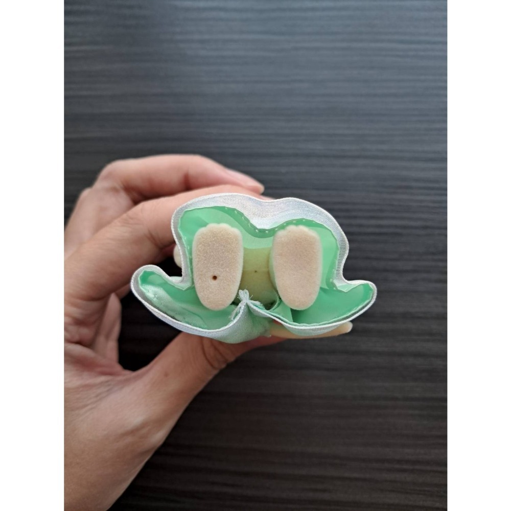 森林家族 二手 異色版 中島 廚房 廚具 藍頂餐廳 禮盒版 配件 附全新貓偶【小小玩具森森的坑】-細節圖11