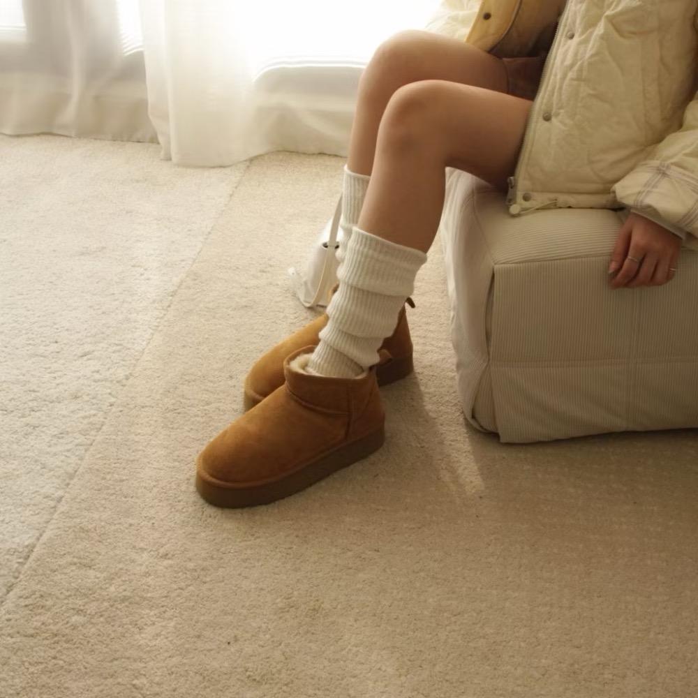 超軟 厚底真皮雪靴 短筒雪靴 蓬鬆軟毛 升級版 高質感 北海道 滑雪 保暖靴 韓國代購-細節圖4