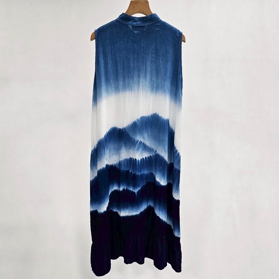 藍染山巒立領洋裝-細節圖4