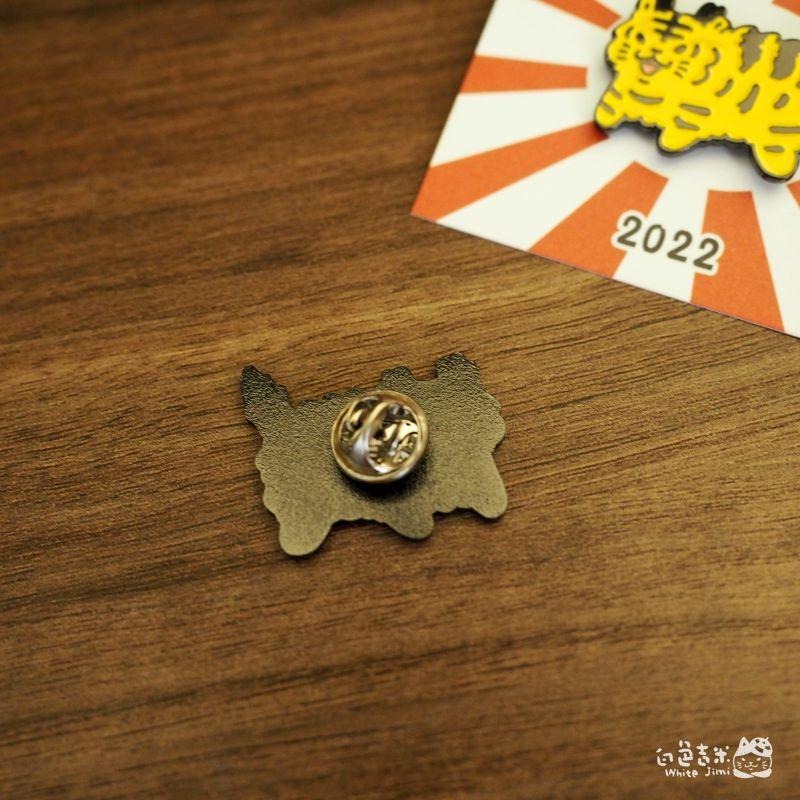 【白色吉米】- 炸毛小老虎 金屬徽章 插畫徽章-細節圖4