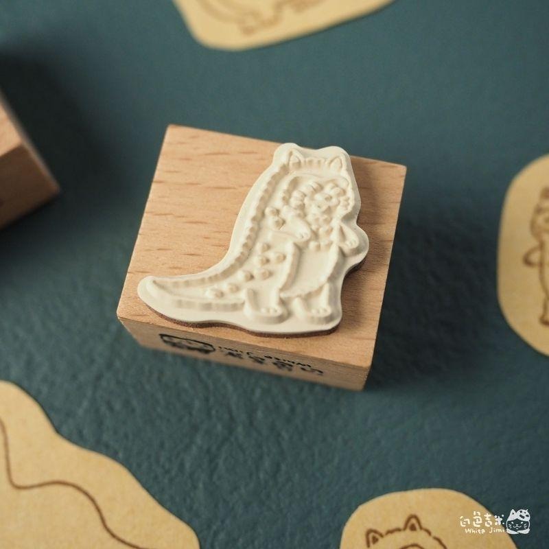 【白色吉米】- 貓貓龍 暴龍 雷龍 木頭印章-細節圖3