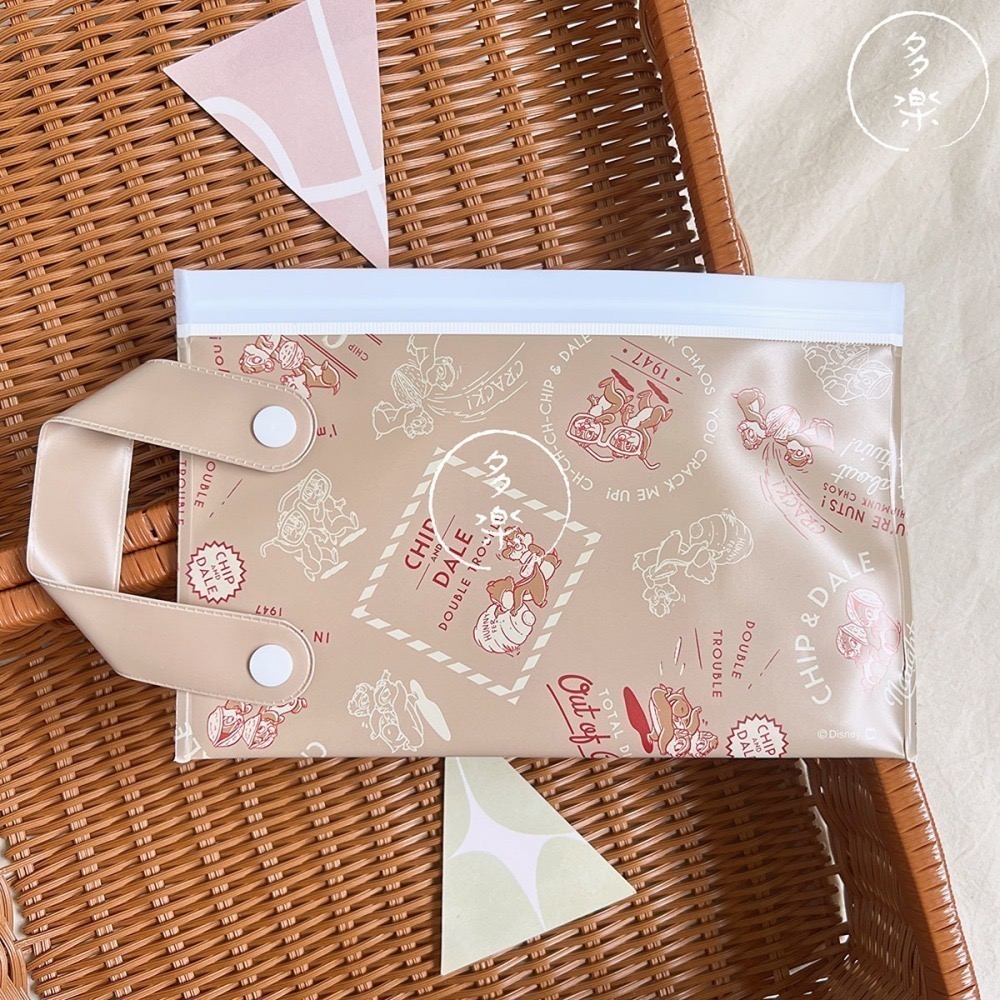 ｜現貨｜迪士尼防水外出濕紙巾包。米奇 小熊維尼 奇奇蒂蒂 濕紙巾袋 可重複使用 媽媽包 日本母嬰用品 多樂選物-細節圖7