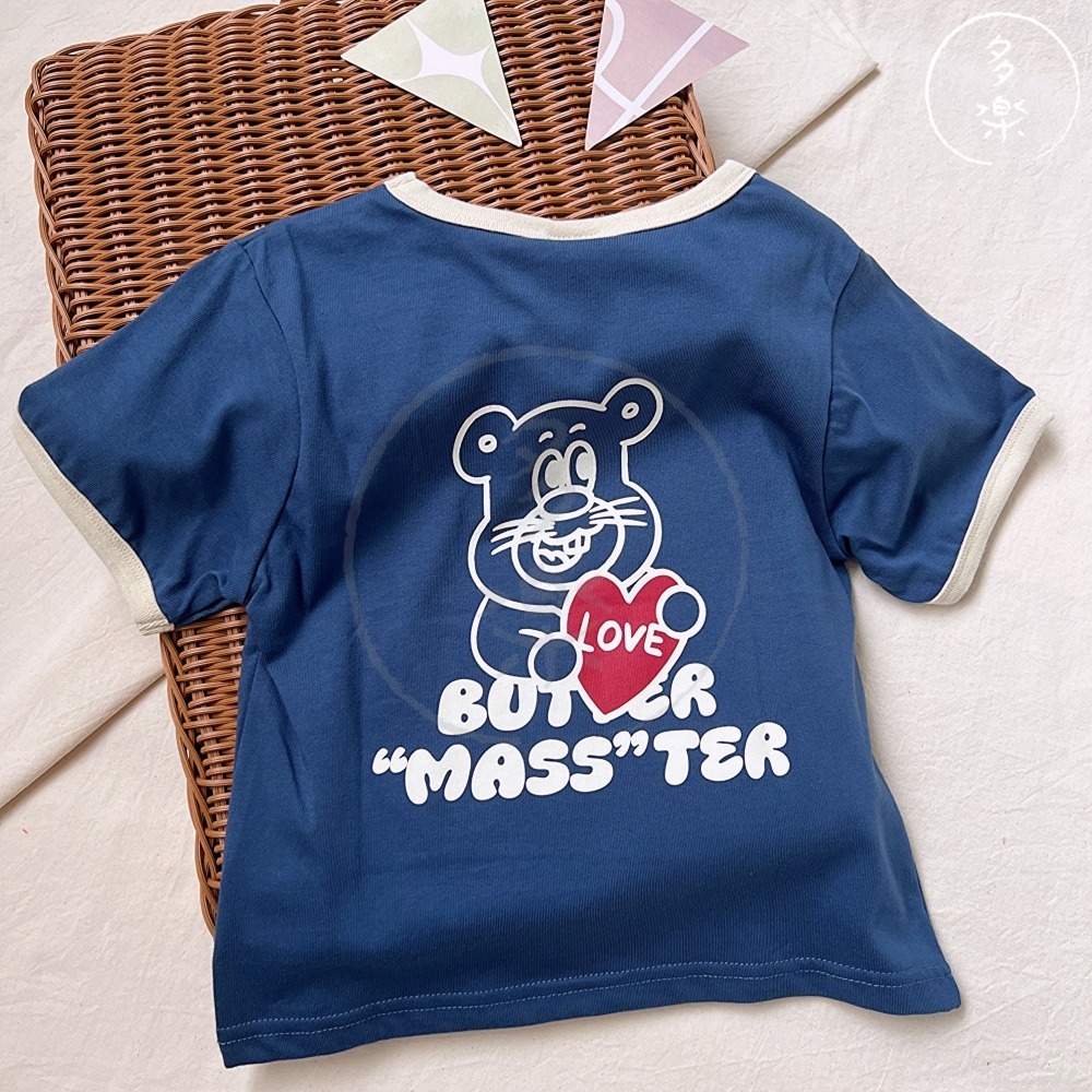 ｜現貨 100cm｜Butter ＂mass＂ter 聯名短袖T恤。日本童裝 寶寶撞色滾邊上衣 多樂選物-細節圖2