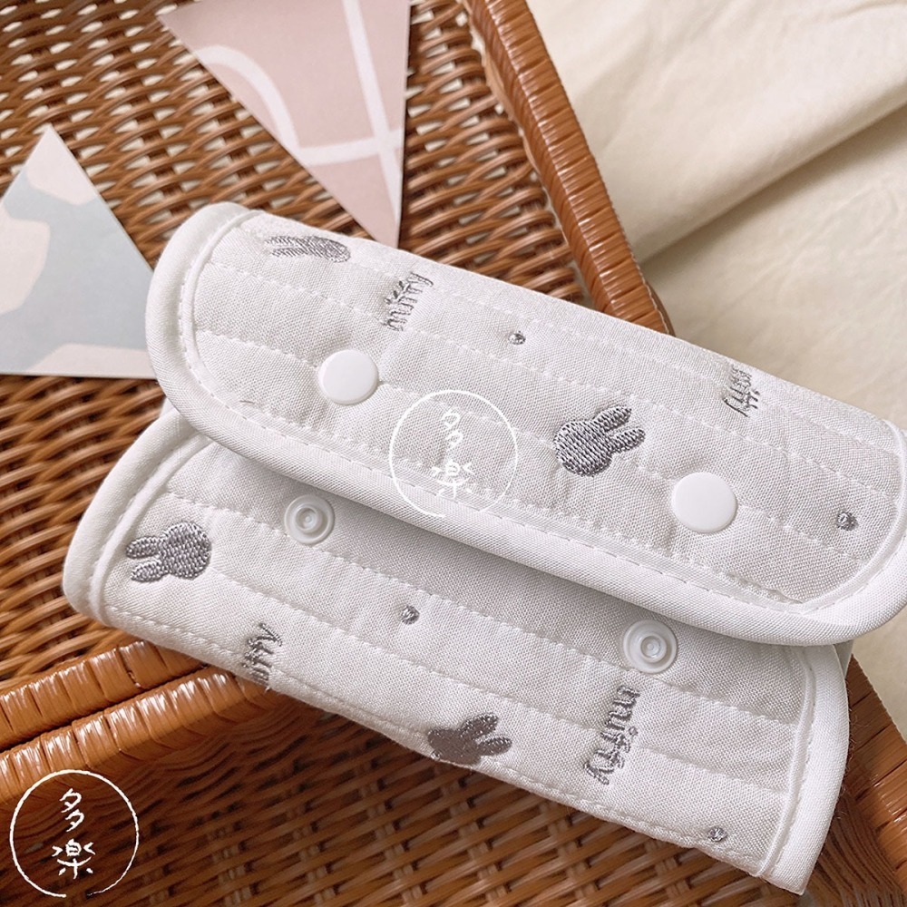 ｜現貨｜Miffy米飛兔背帶護套。日本正品代購 可雙面使用 嬰兒揹帶護套 推車汽座安全帶護套 壓扣式 可手洗 多樂選物-細節圖6