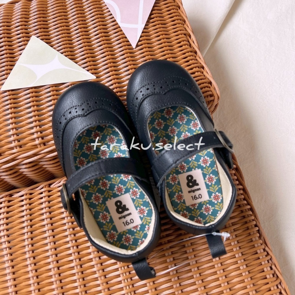 ｜現貨 16cm｜日本 &mignon  女童娃娃鞋。復古雕花 女寶 平底鞋 皮鞋 多樂選物-細節圖2