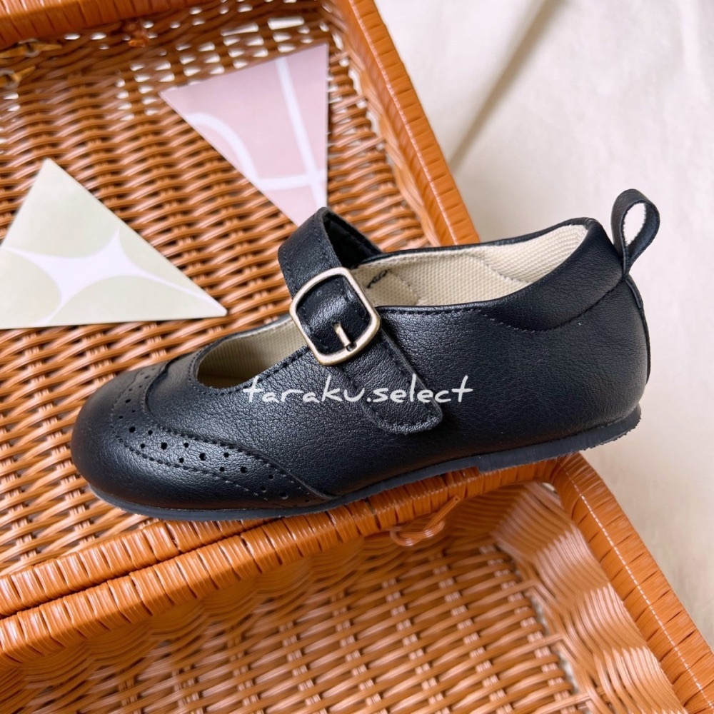 ｜現貨 16cm｜日本 &mignon  女童娃娃鞋。復古雕花 女寶 平底鞋 皮鞋 多樂選物-細節圖3