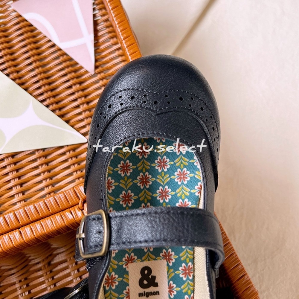 ｜現貨 16cm｜日本 &mignon  女童娃娃鞋。復古雕花 女寶 平底鞋 皮鞋 多樂選物-細節圖5