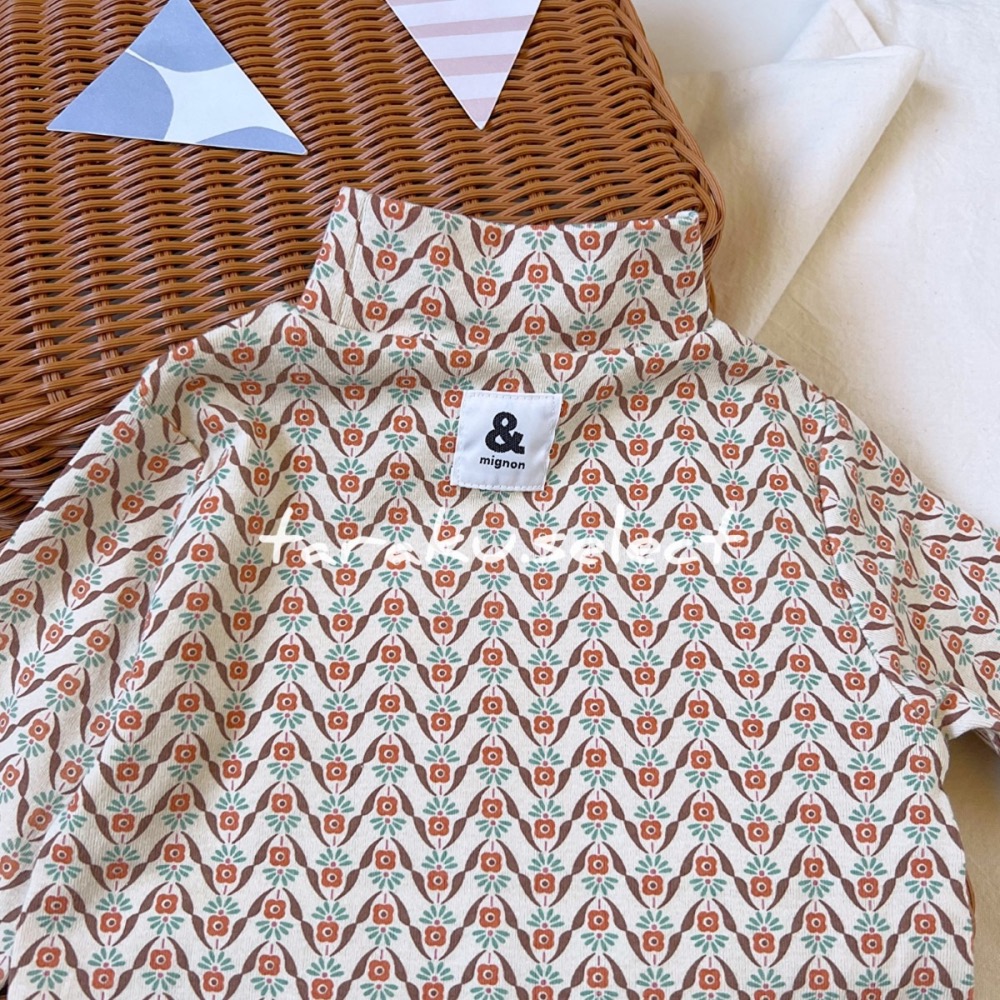 ｜現貨 90cm 100cm｜&mignon 復古花紋長袖上衣。日本童裝 女寶內搭 女寶內衣 多樂選物-細節圖3