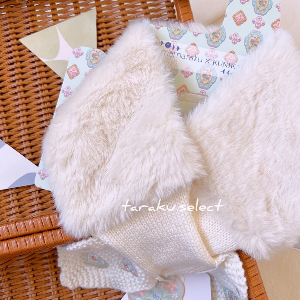 ｜現貨｜mamaraku 絨毛兒童圍巾(2色可選)。日本童裝 女童 刺繡 保暖圍巾 毛茸茸 兒童脖圍 多樂選物-細節圖10