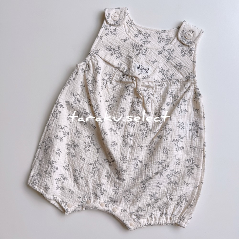 寶寶吊帶褲｜現貨 80cm｜女寶吊帶褲。日本童裝 寶寶連身褲 肩帶開扣 小花 北歐風 女寶穿搭 多樂選物-細節圖2