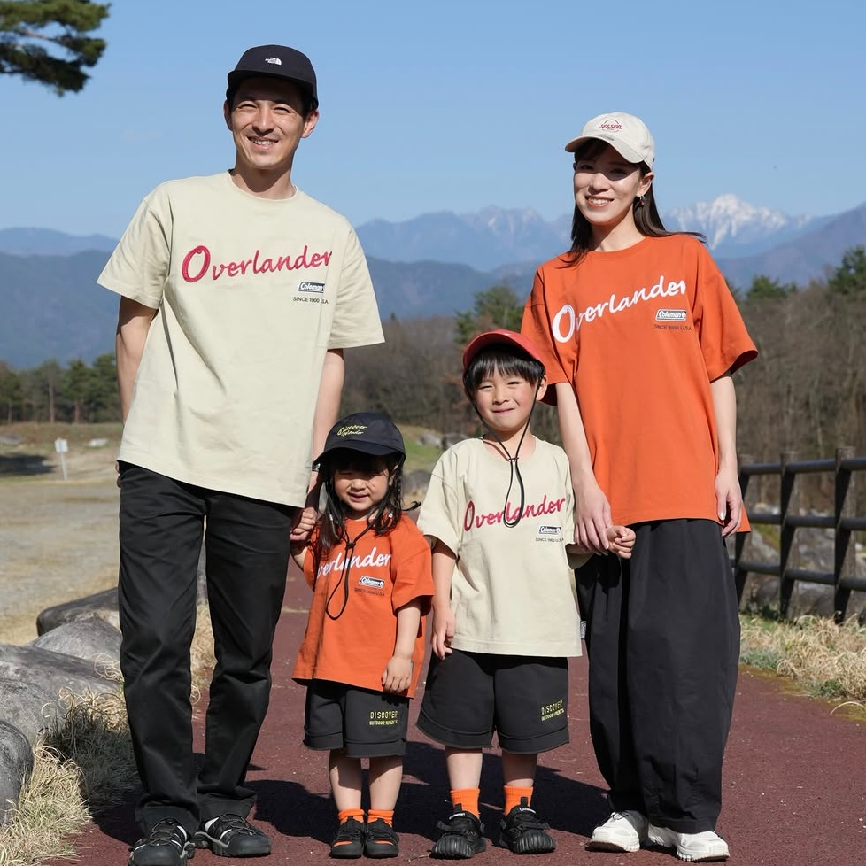 短袖上衣｜現貨 100-120cm｜Coleman 聯名短袖上衣。幼童上衣 幼兒上衣 戶外 露營穿搭 多樂選物-細節圖3