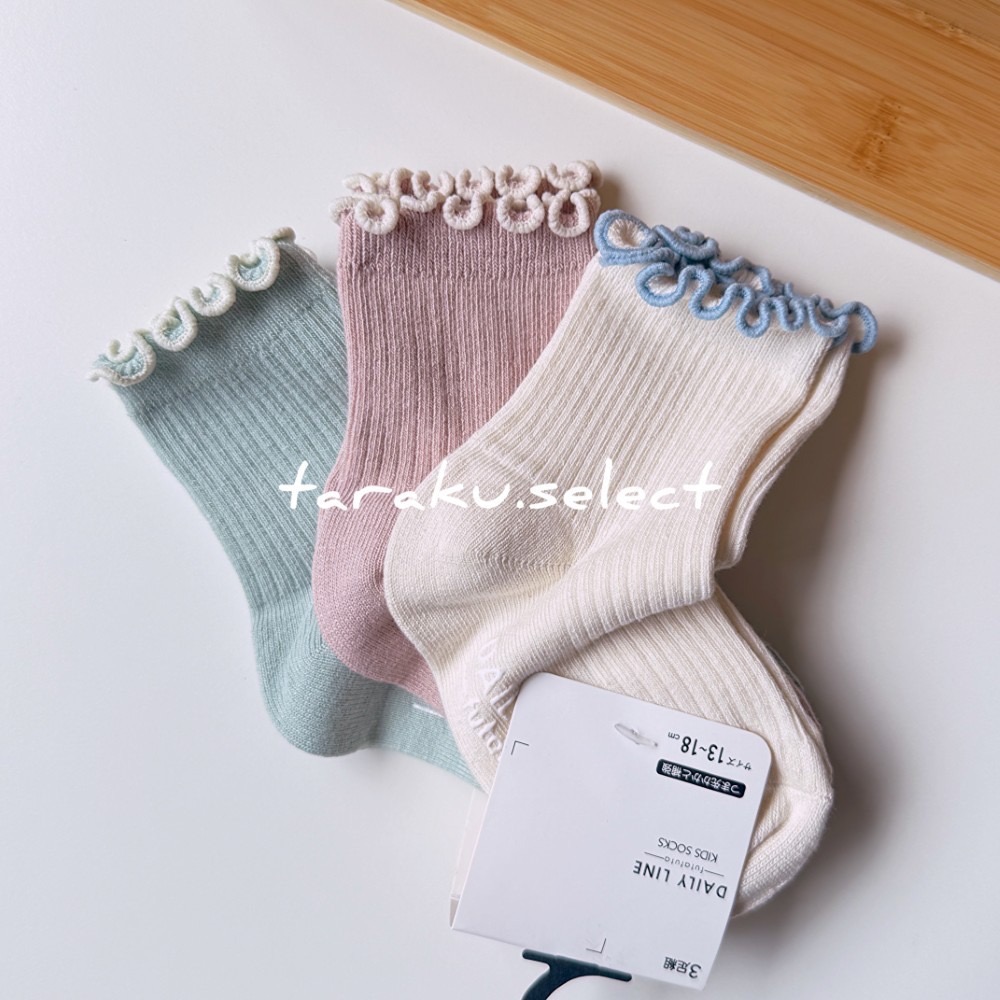 女寶襪｜現貨 13~18cm｜女童襪3雙組。日本童裝 女寶 襪子 素色襪 防滑襪 木耳滾邊 中低筒襪 多樂選物-細節圖5