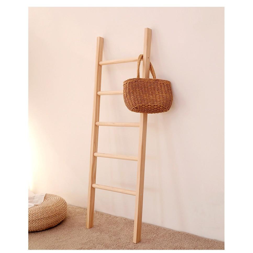 【快速出貨】ins梯形置物架實木客廳墻角北歐實木落地衣帽架臥室浴室浴巾毛巾架玄關梯形靠ㄇ牆省空間掛衣架 收納-細節圖6