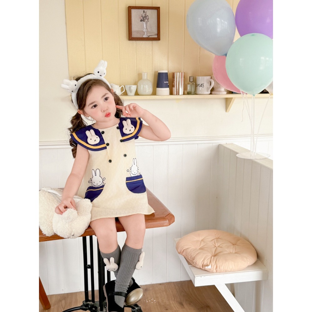 預購.韓版學院風兔子連衣裙-細節圖6