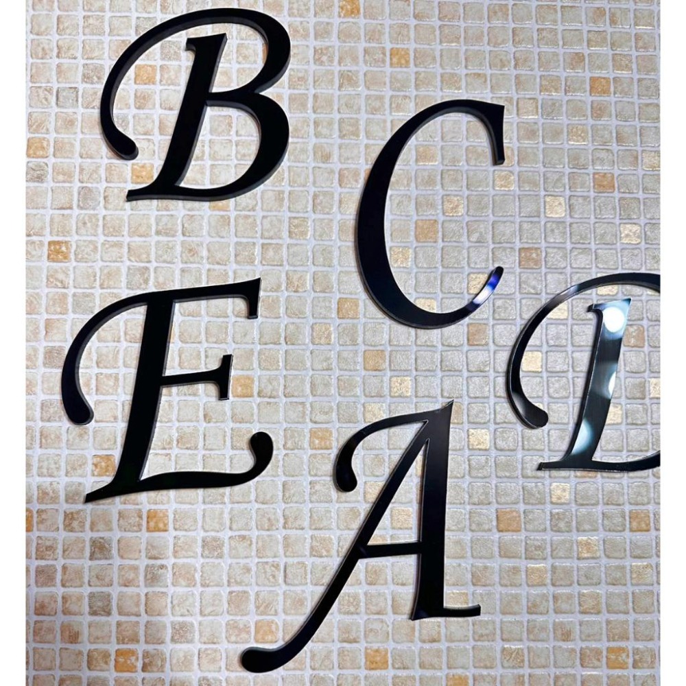 R09 數字 英文字母 雷切 黑白 電腦雷射切割 壓克力字 背膠 桌號 樓層 數字 數字 桌號 門牌 商業空間  咖啡店-細節圖4