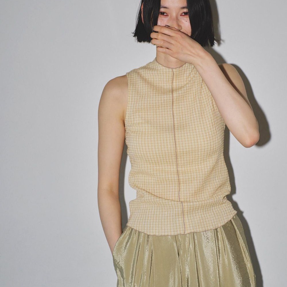 【*Kimi】TDF 日本貴牌木耳邊小立領撞色彈性中縫華夫格紋無袖背心上衣 - 三色 230601-細節圖7