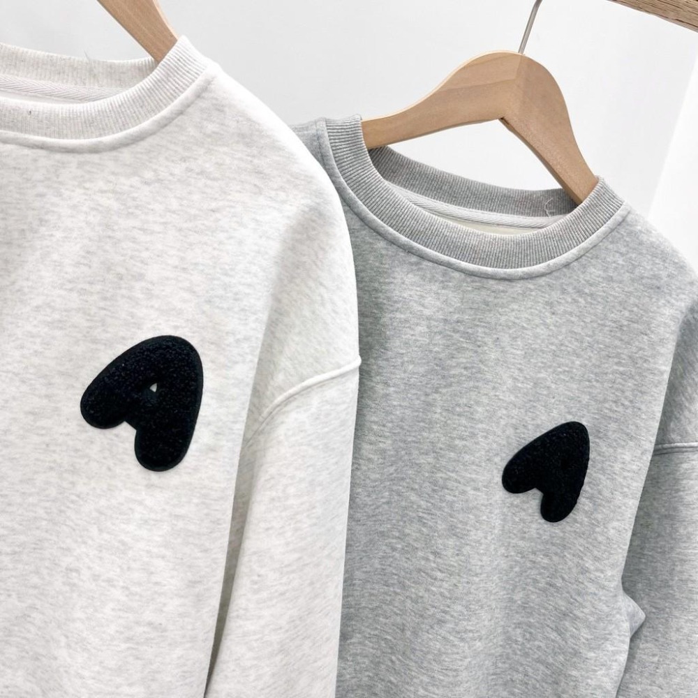 (A370)英字內刷絨長袖大學t-2色 保暖 長袖上衣-細節圖4