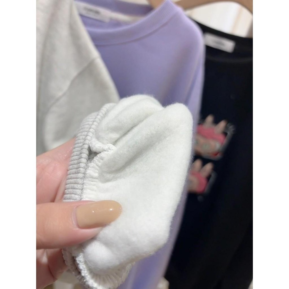 (A364)Labubu內刷毛長袖大學t-3色 保暖 長袖上衣 卡通上衣-細節圖9