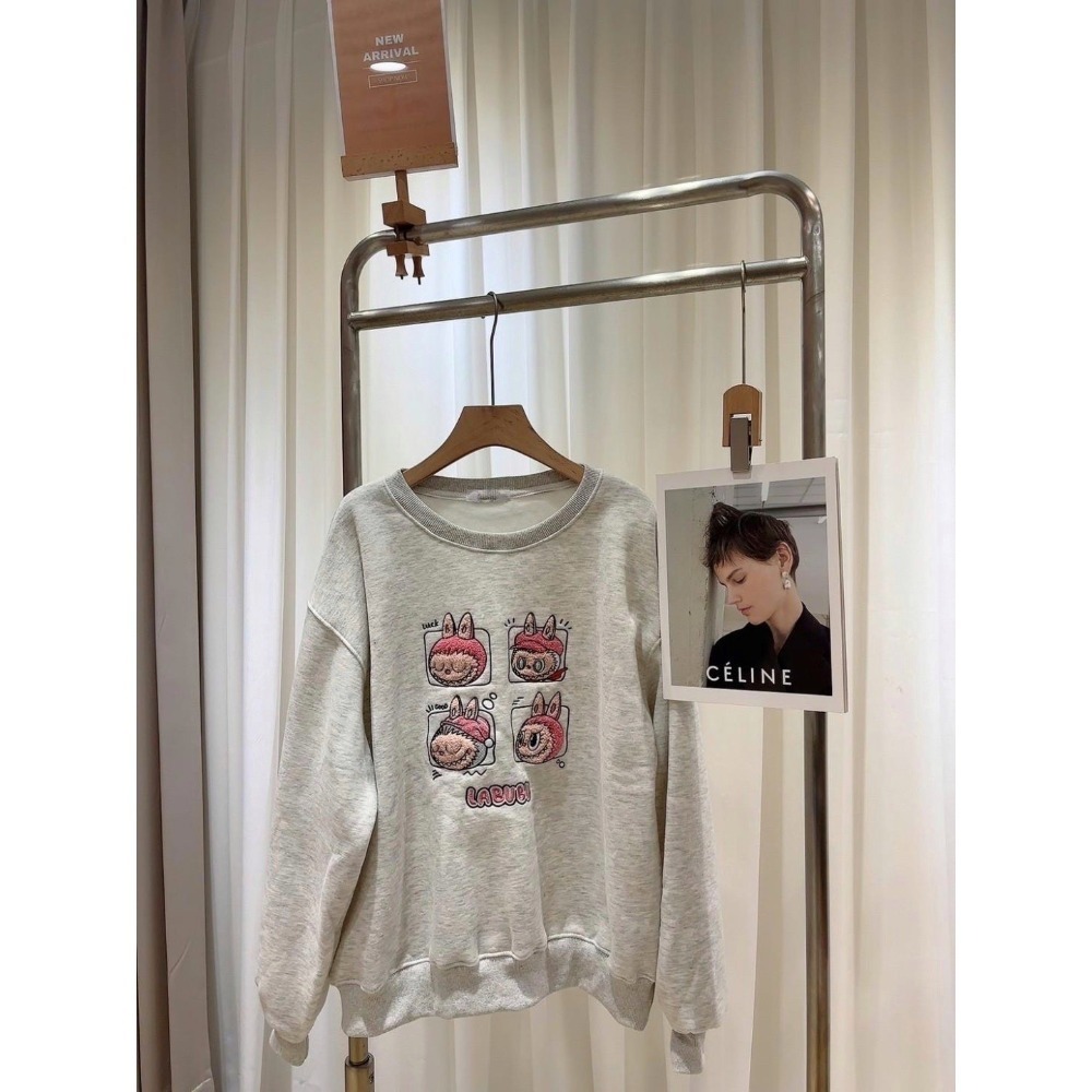 (A364)Labubu內刷毛長袖大學t-3色 保暖 長袖上衣 卡通上衣-規格圖9