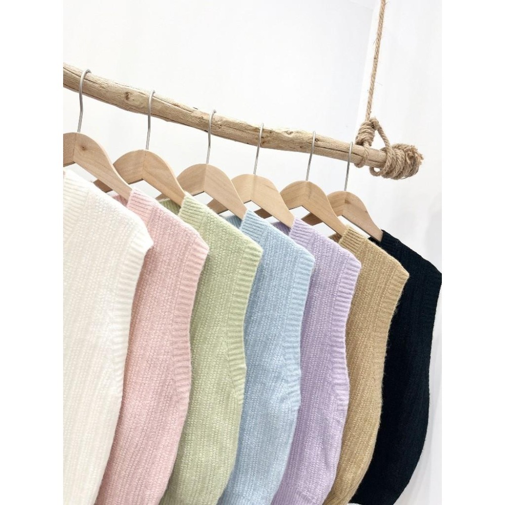 (A362)v領無袖針織背心-7色 短版針織背心-細節圖2