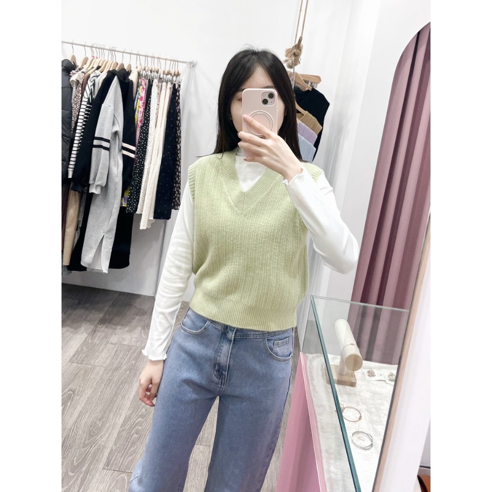 (A362)v領無袖針織背心-7色 短版針織背心-規格圖3