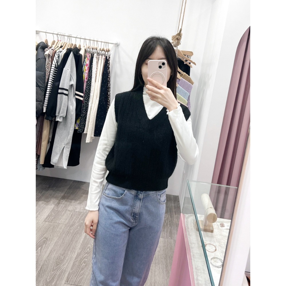 (A362)v領無袖針織背心-7色 短版針織背心-規格圖3