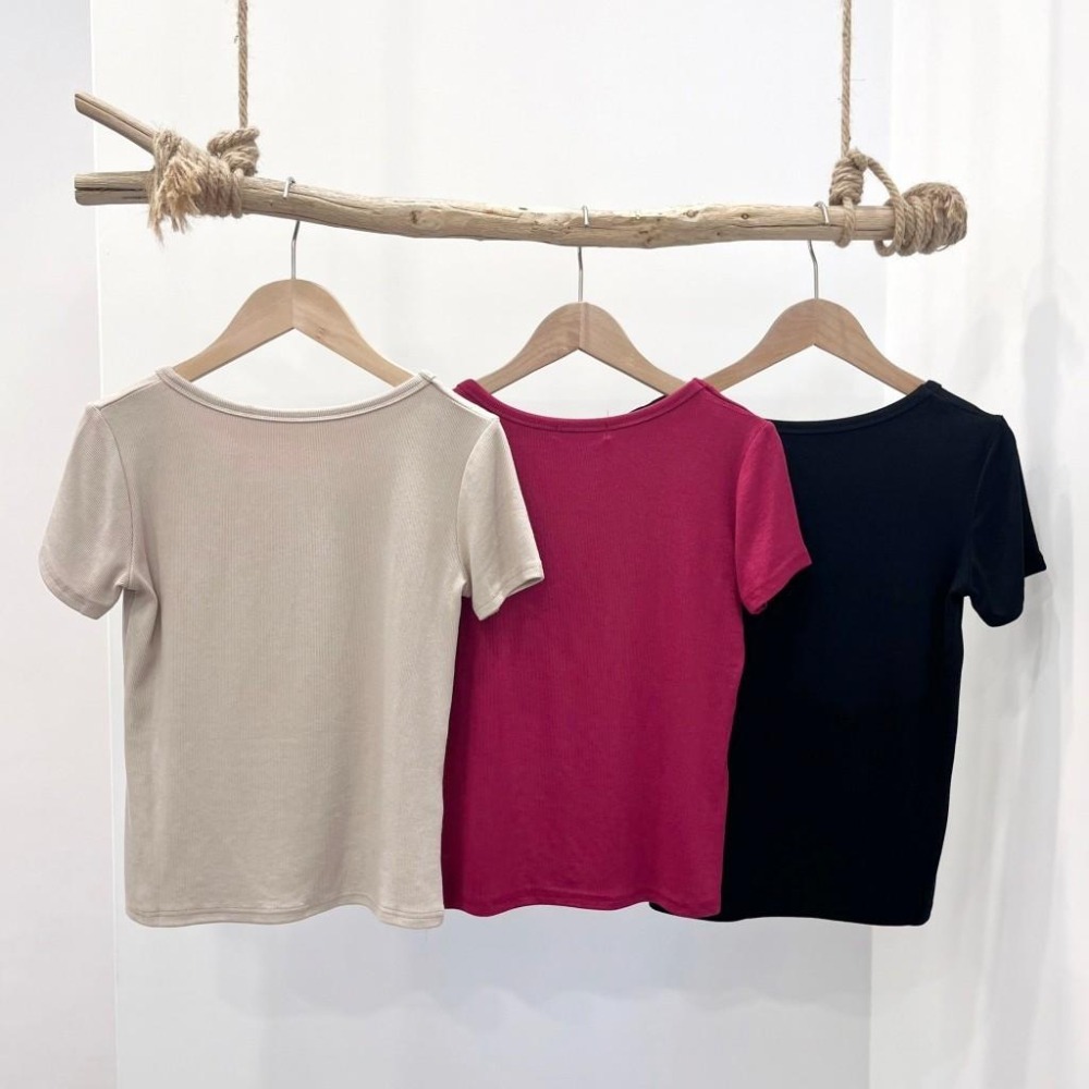 (A333)圓領素面短版上衣-3色 短板 短袖上衣 t恤 tshirt 短t-細節圖8