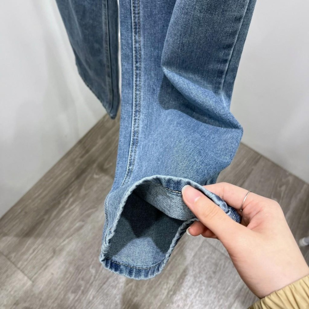 (D218)後鬆緊厚磅牛仔直筒寬褲S-XL-細節圖4