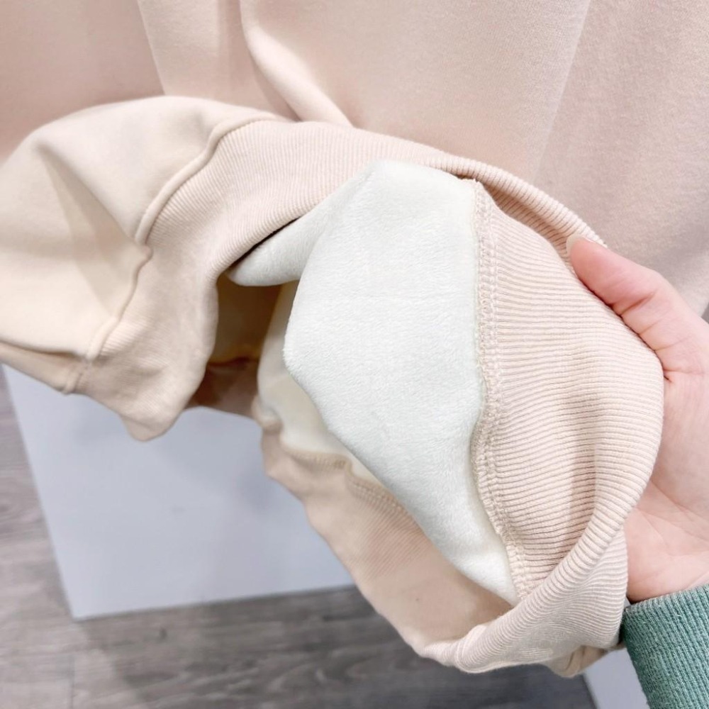 (A320)英字內刷絨大學t-4色 保暖 長袖上衣 長袖大學t-細節圖3