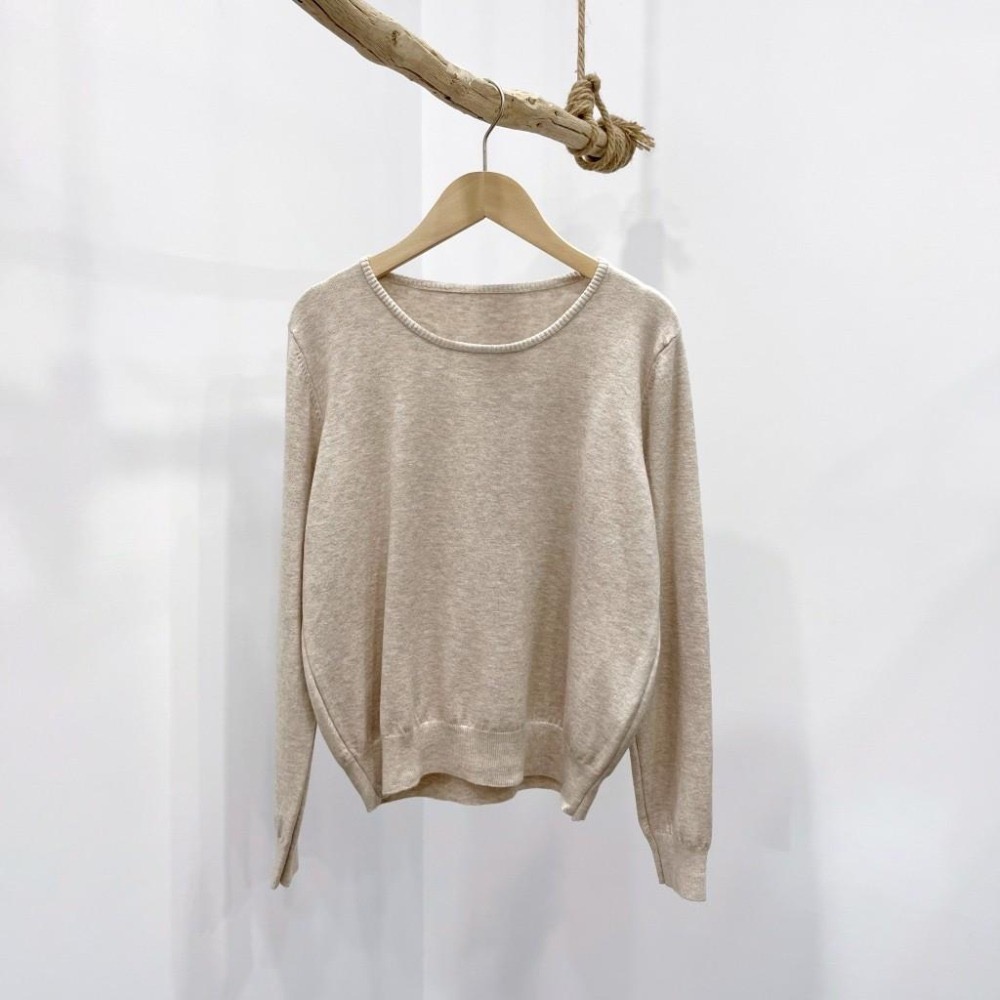 (A318)圓領長袖針織上衣-5色 基本款 百搭 簡約 韓系 毛衣 長袖上衣-細節圖7